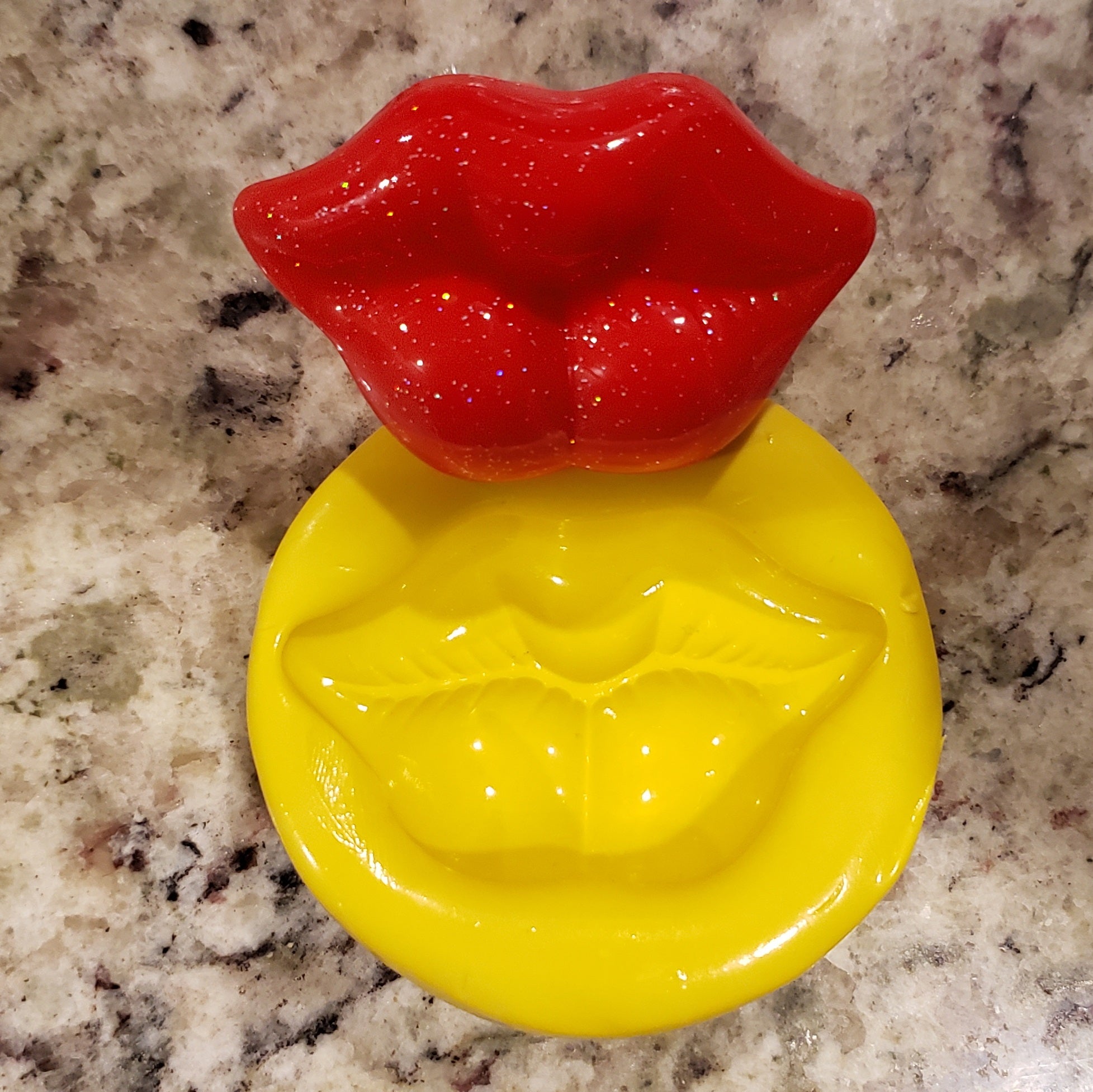 Lips / Kiss Mold for Fondant & Chocolate image 0
